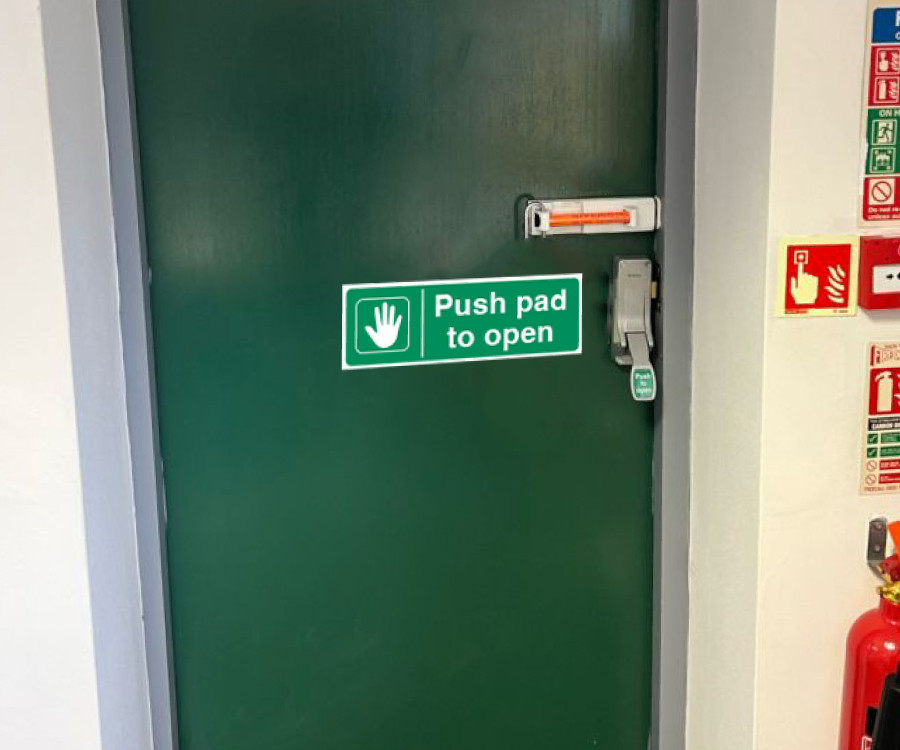 es442-443-444 push pad to open